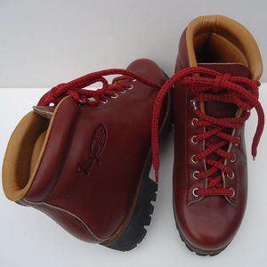 poshmark hiking boots